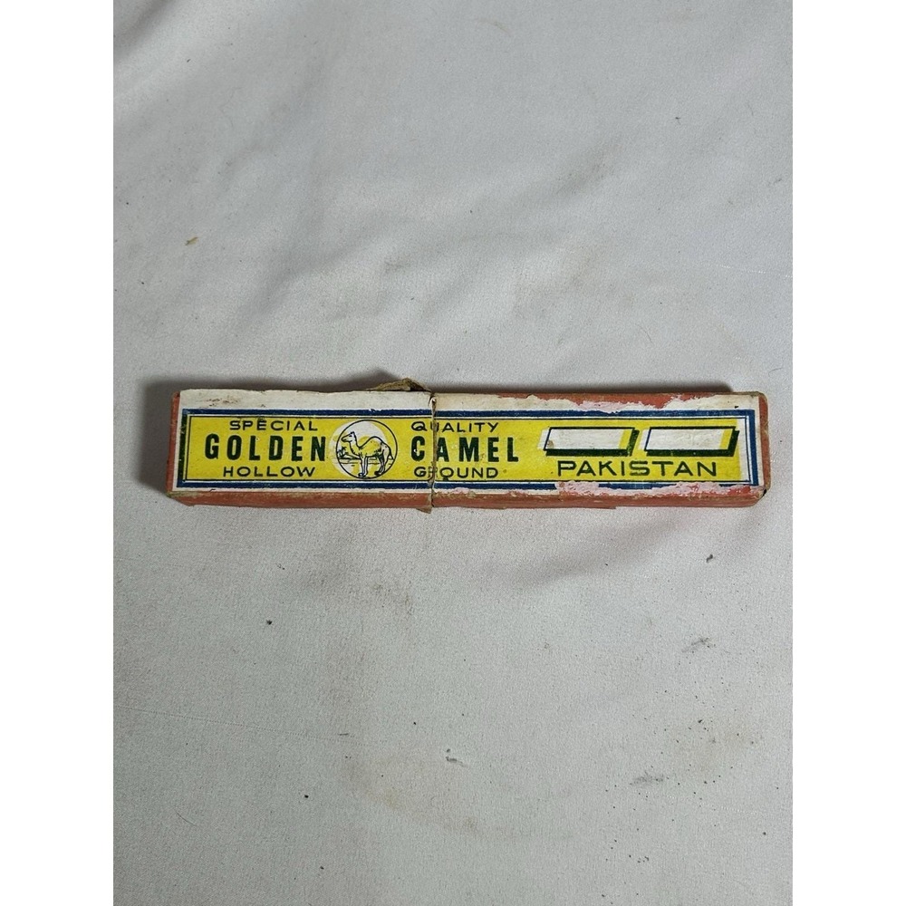 Vintage Golden Camel Straight Razor Made in Pakistan Original Box Barber Collect